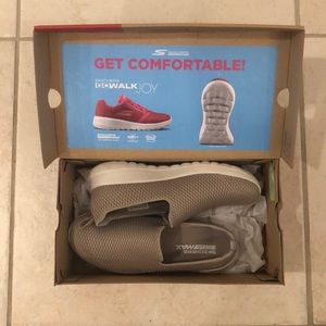 Women’s Sketchers Go Walk Joy